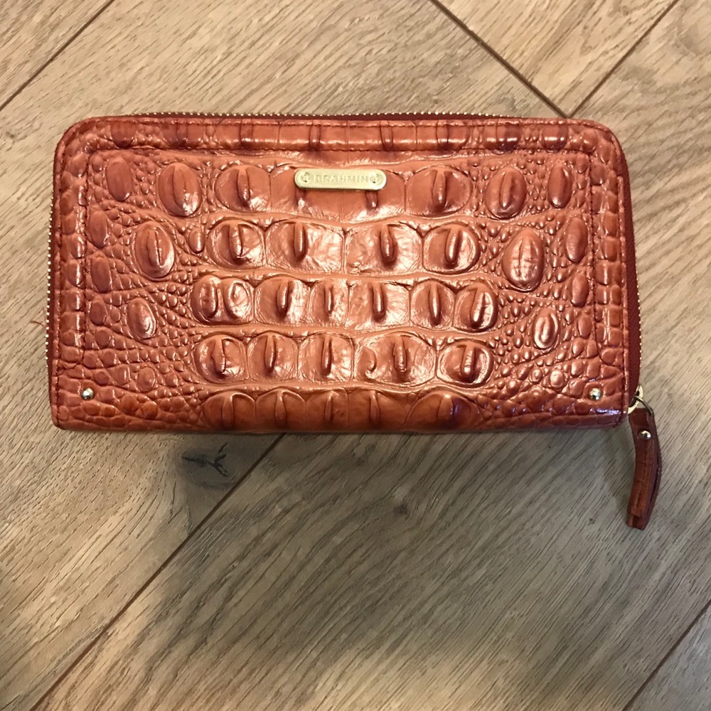 Brahmin wallet